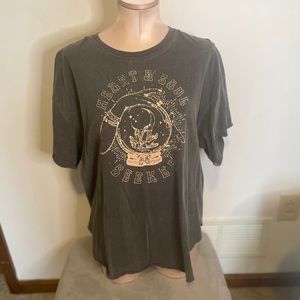 Pebby Forevee side slit tee